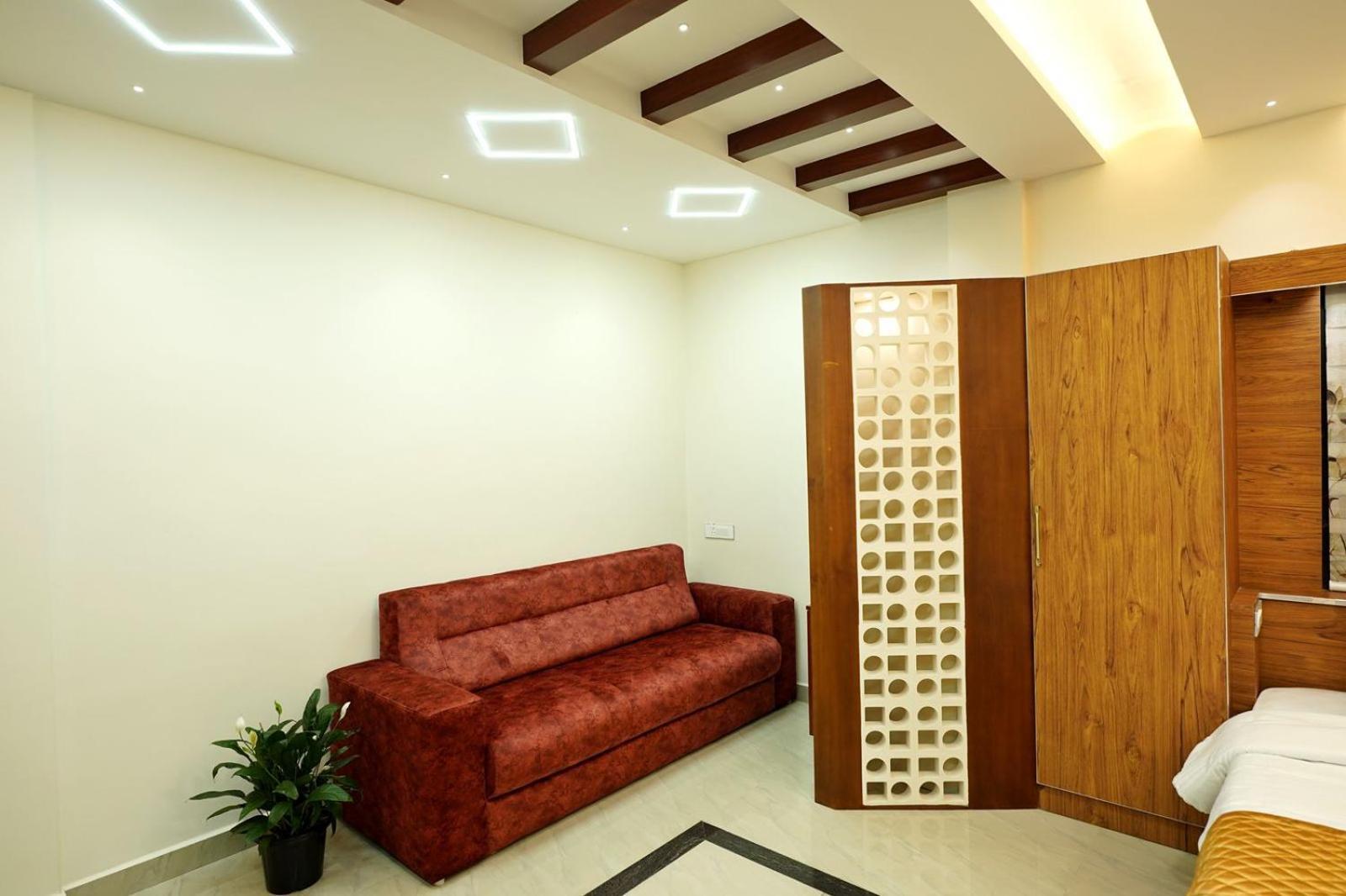 Отель Krishnakripa Premium Residency Коччи Экстерьер фото